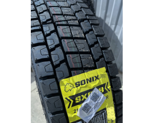 Sonix SX888 (ведущая) 215/75 R17.5 135/133J